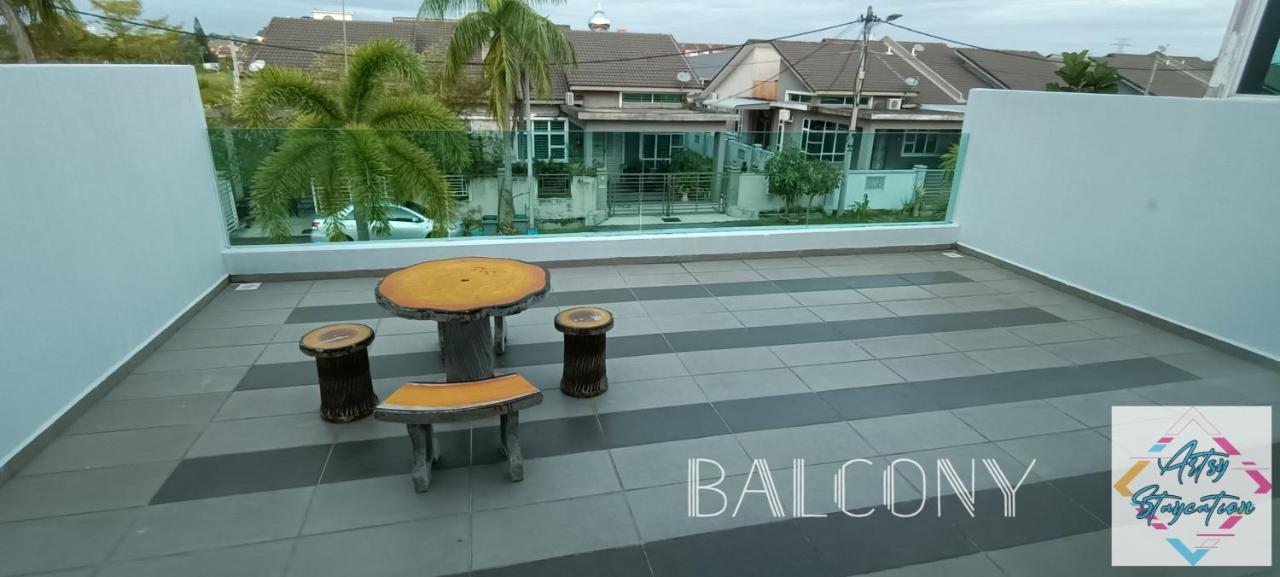 Artsy Staycation Malacca Esterno foto