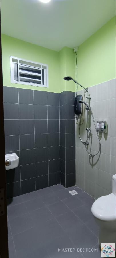 Artsy Staycation Malacca Esterno foto