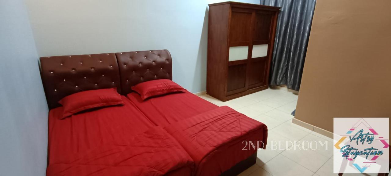 Artsy Staycation Malacca Esterno foto